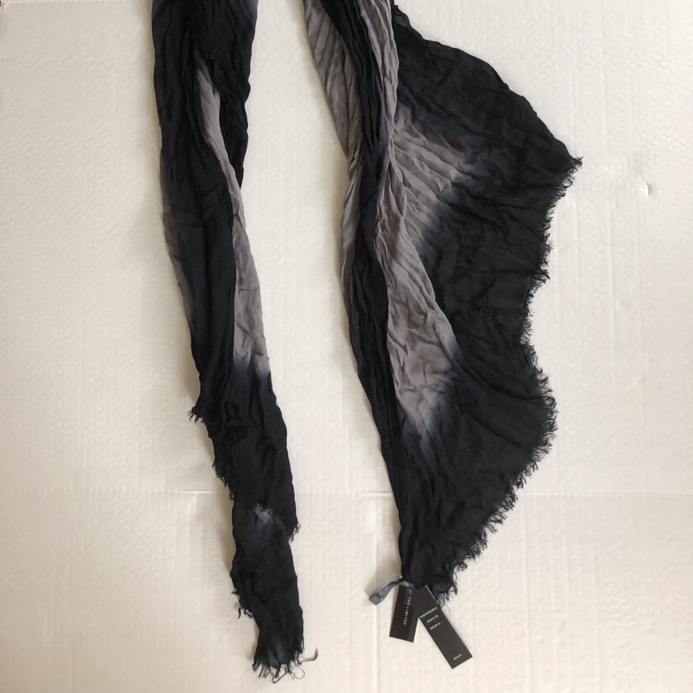 The Limited scarf